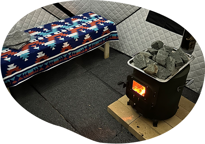 テントサウナ内部